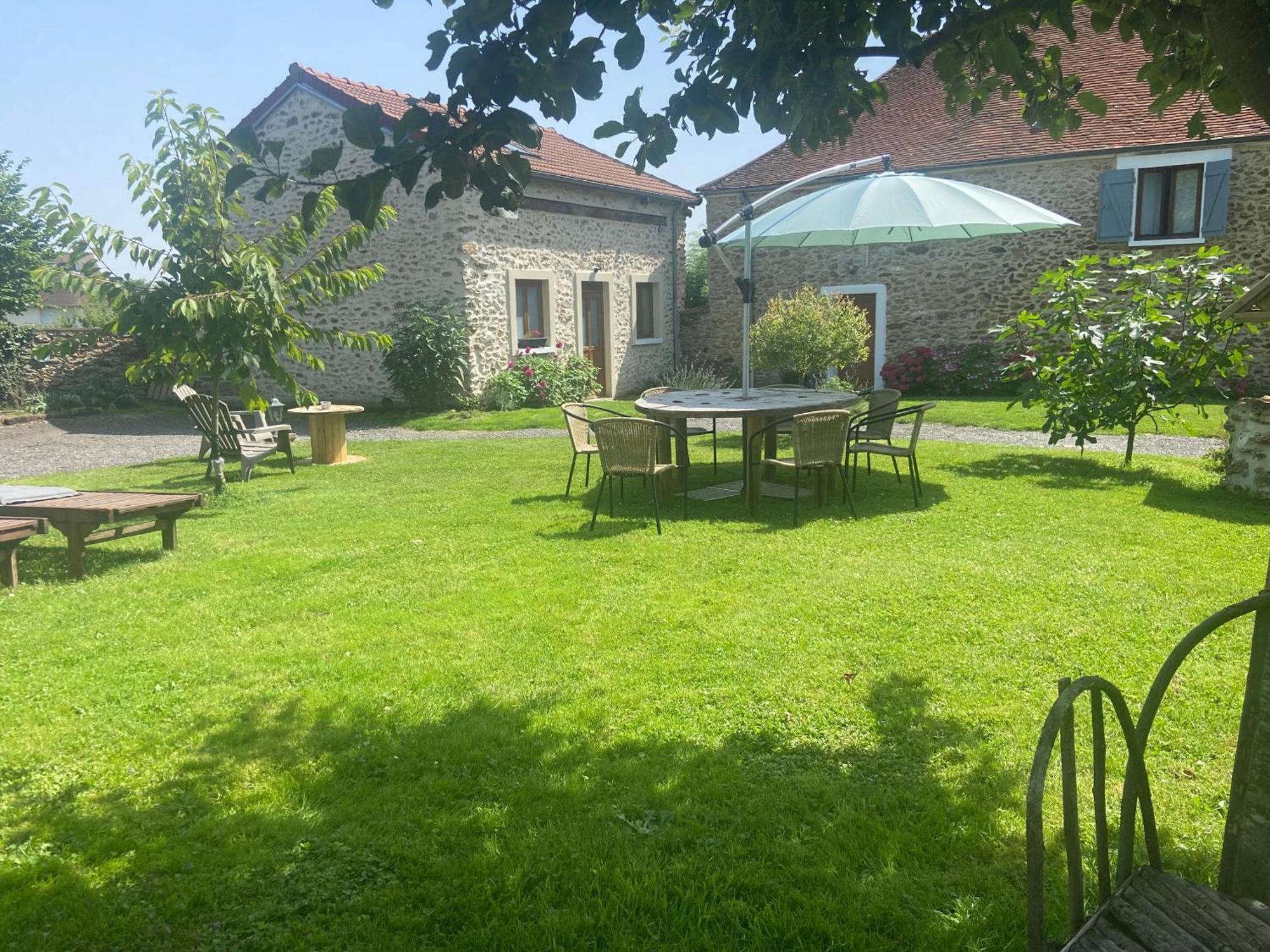 La Petite Maison Dans La Brie Villa Guerard Luaran gambar